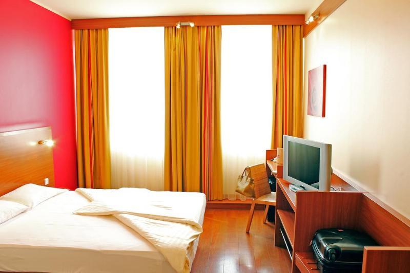 Star G Hotel Munchen Schwabing エクステリア 写真